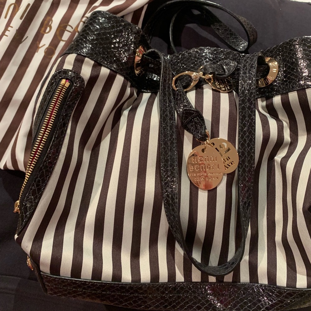 Henri Bendel Purse new